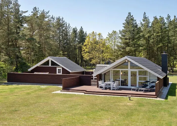 Saila - 500m To The Fjord By Interhome *